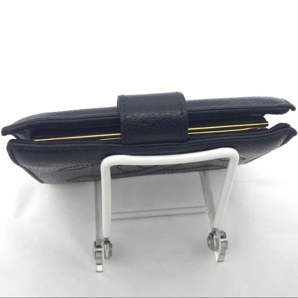 Chanel Logo Timeless CC Snap Kiss Lock Wallet - Picture 5 of 6